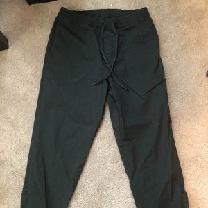 J. Crew Men's Joggers Size M.